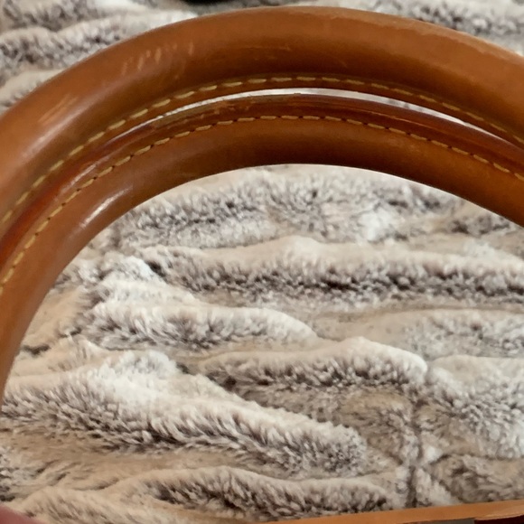 Louis Vuitton Alma GM - Picture 10 of 12